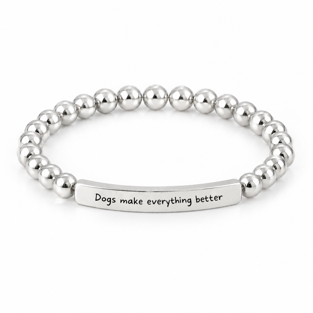 「Dogs Make Everything Better」メッセージブレスレット（シルバー）