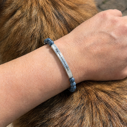 「Dogs Make Everything Better」メッセージブレスレット（オーシャン）